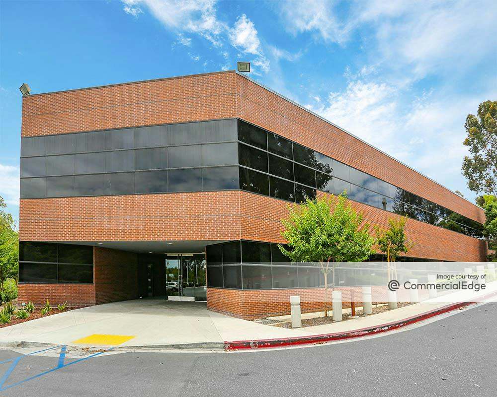 Moulton Business Park 23141 Moulton Pkwy, Laguna Hills, CA Office Space